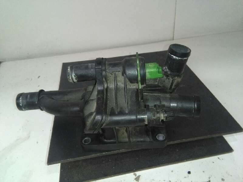 Recambio de termostato para peugeot 207 1.6 16v hdi referencia OEM IAM 9670253780  PIPA DE AGUA
