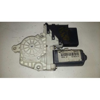 MOTOR ELEVALUNAS TRASERO DERECHO 1C959811A 