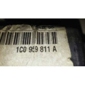 Recambio de motor elevalunas trasero derecho para seat leon (1m1) signo referencia OEM IAM 1C959811A  