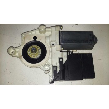 Recambio de motor elevalunas trasero derecho para seat leon (1m1) signo referencia OEM IAM 1C959811A  