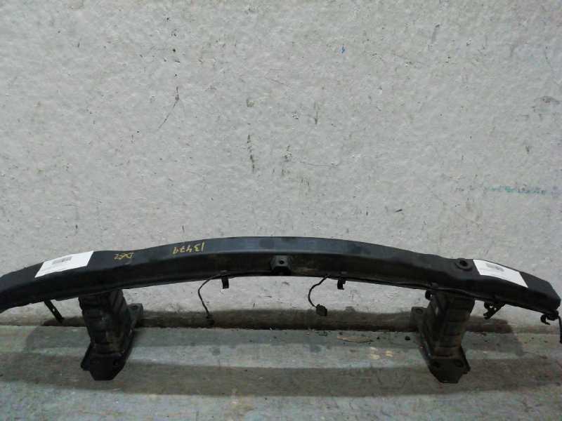 Recambio de refuerzo paragolpes delantero para bmw serie 3 berlina (e90) 318d referencia OEM IAM 51117146645  