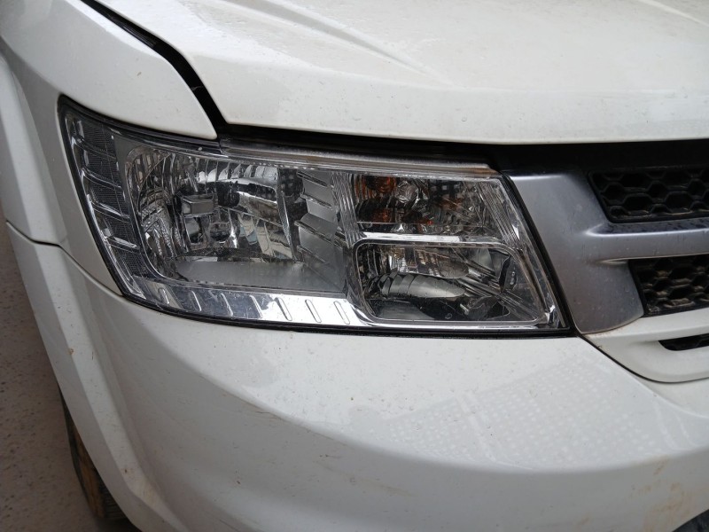 Recambio de faro derecho para fiat freemont (345_) 2.0 jtd referencia OEM IAM 05067788AD  00K05067788AE