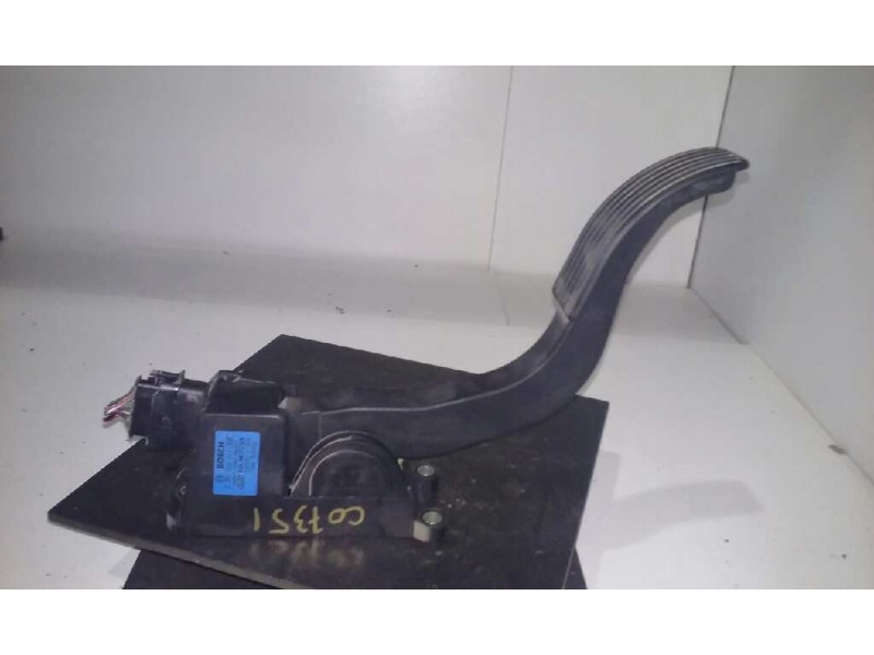 Recambio de potenciometro pedal para kia carnival ii 2.9 cdri ex referencia OEM IAM 0281002541  