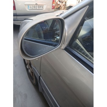 Recambio de retrovisor izquierdo para kia carnival ii (gq) 2.9 crdi referencia OEM IAM   