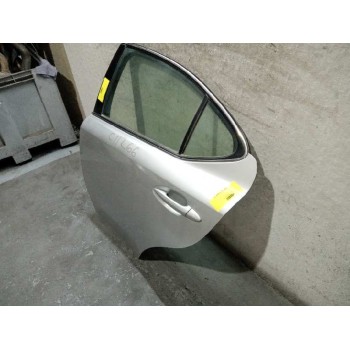 Recambio de puerta trasera izquierda para lexus is200 (ds2/is2) 2.2 d-cat referencia OEM IAM   