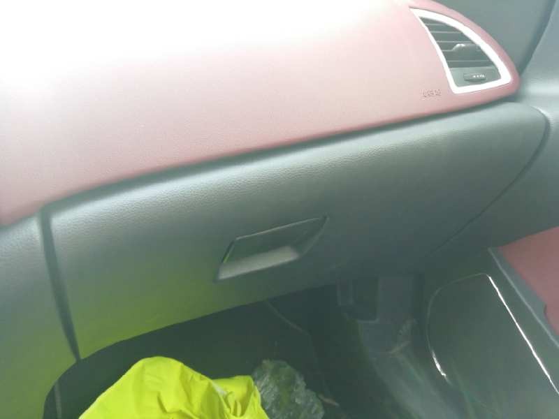 Recambio de guantera para opel astra j gtc sport referencia OEM IAM   