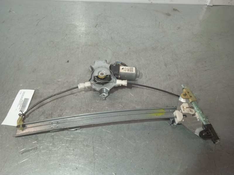 Recambio de elevalunas trasero izquierdo para nissan primera berlina (p12) acenta referencia OEM IAM 400601T2 ELECTRICO 2 PINES 