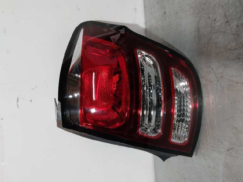 Recambio de piloto trasero derecho para citroën c3 referencia OEM IAM 9803928480 NUEVO 