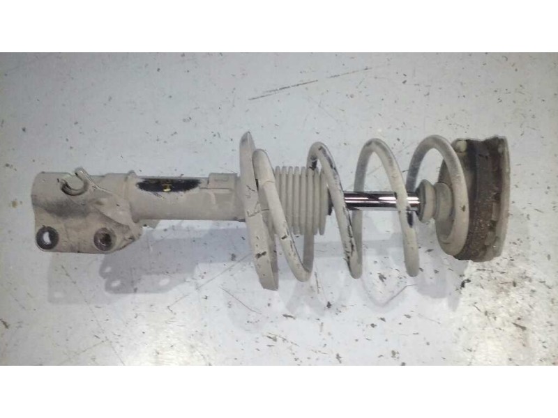 Recambio de amortiguador delantero izquierdo para renault megane iii berlina 5 p dynamique referencia OEM IAM   