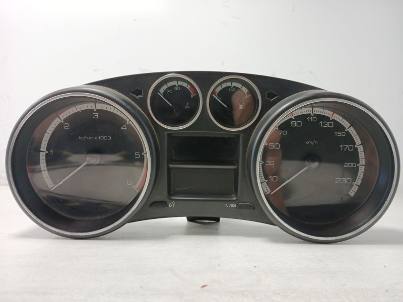Recambio de cuadro instrumentos para peugeot 308 active referencia OEM IAM 9666642180  