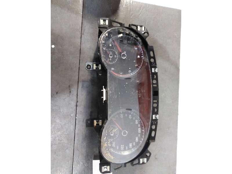 Recambio de cuadro instrumentos para volkswagen golf vii sportsvan 1.0 tsi referencia OEM IAM 517920740C 517920740C 
