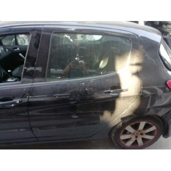 PUERTA TRASERA IZQUIERDA 