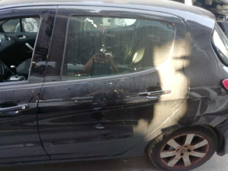 Recambio de puerta trasera izquierda para peugeot 308 active referencia OEM IAM   