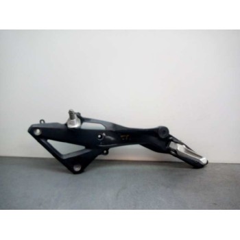 SOPORTE ESTRIBO DERECHO 