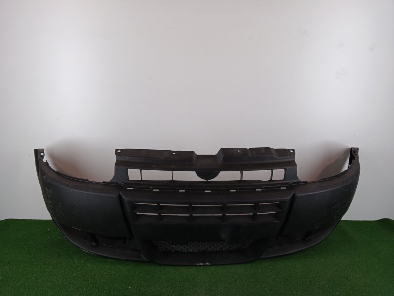 Recambio de paragolpes delantero para fiat doblo autobús (263_) 1.3 d multijet (263axu1a) referencia OEM IAM 735388353  