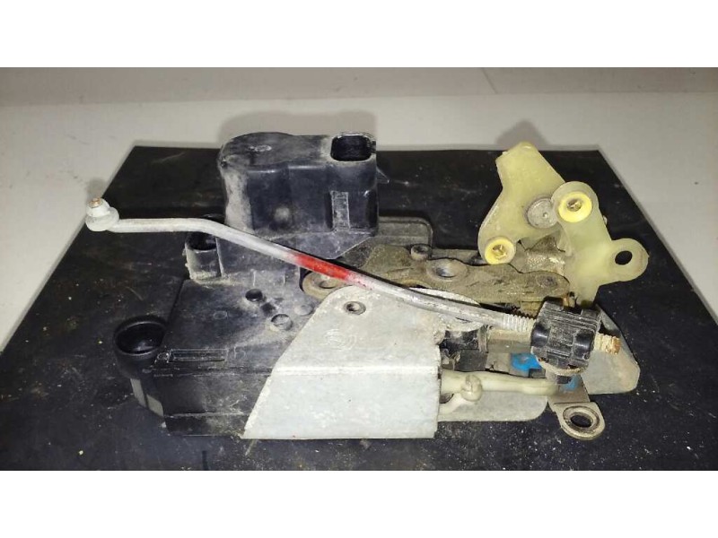 Recambio de cerradura puerta delantera derecha para fiat bravo (182) jtd 105 / 100 sx referencia OEM IAM   4 PINS