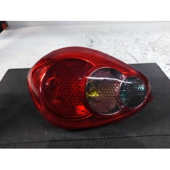 PILOTO TRASERO DERECHO 815500H020 