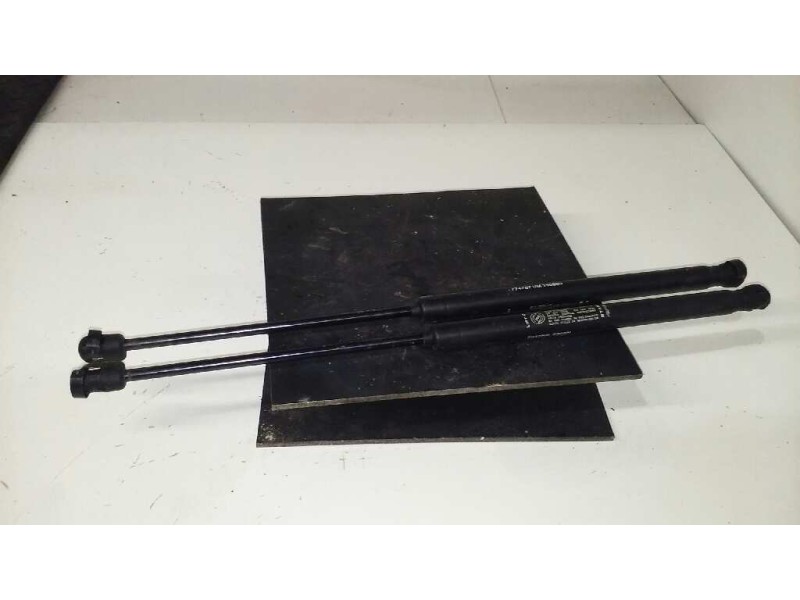 Recambio de amortiguadores maletero / porton para fiat bravo (182) jtd 105 / 100 sx referencia OEM IAM 7774707UM150300  