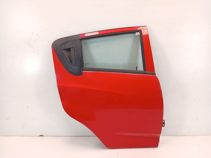 Recambio de puerta trasera derecha para chevrolet spark 1.0 cat referencia OEM IAM 42349045  