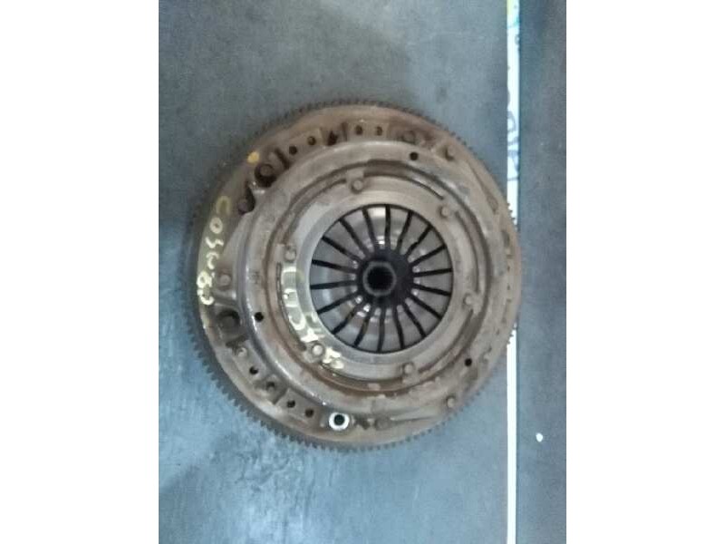 Recambio de kit embrague para ford fiesta berlina (dx) ambiente referencia OEM IAM   