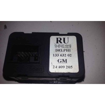 Recambio de mando elevalunas delantero izquierdo para opel meriva blue line referencia OEM IAM 24409205  