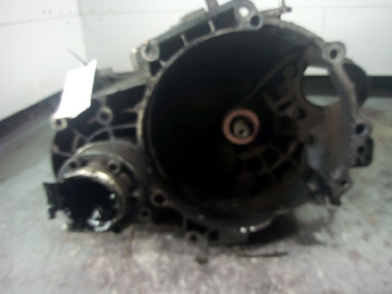 Recambio de despiece caja cambios para seat toledo (5p2) stylance / style referencia OEM IAM HDU M DAÑADA