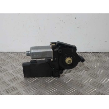 MOTOR ELEVALUNAS DELANTERO DERECHO 0130821694 