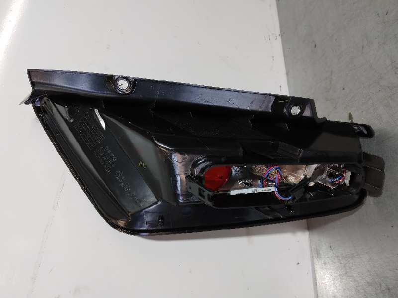 Recambio de piloto trasero izquierdo para fiat punto (evo) (199) referencia OEM IAM 51927095 CERCO NEGRO NUEVO LED