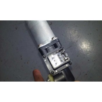 Recambio de motor elevalunas trasero derecho para mazda 3 lim. (bl) active referencia OEM IAM D6515858X  