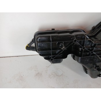 Recambio de deposito adblue para mercedes-benz gla (h247) gla 200 d (247.712) referencia OEM IAM A2474709002  