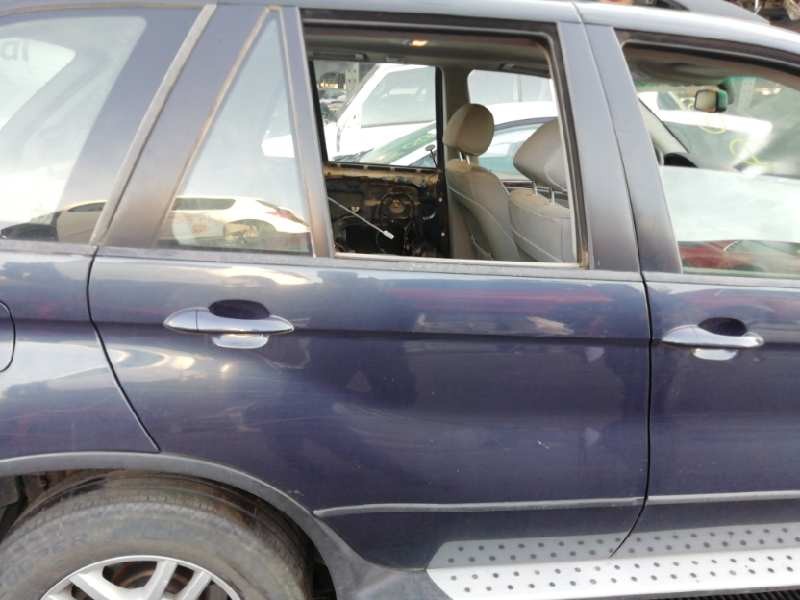 Recambio de puerta trasera derecha para bmw x5 (e53) 3.0d referencia OEM IAM  SIN ACCESORIOS 