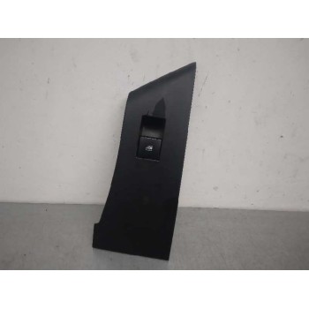 MANDO ELEVALUNAS DELANTERO DERECHO 13301886 