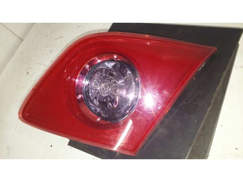 Recambio de piloto trasero derecho interior para mazda 3 berlina (bk) 1.6 cd diesel cat referencia OEM IAM   INTERIOR