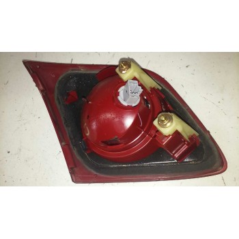 Recambio de piloto trasero derecho interior para mazda 3 berlina (bk) 1.6 cd diesel cat referencia OEM IAM   INTERIOR