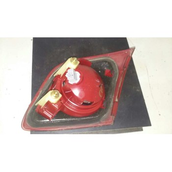 Recambio de piloto trasero izquierdo interior para mazda 3 berlina (bk) 1.6 cd diesel cat referencia OEM IAM  5P INTERIOR