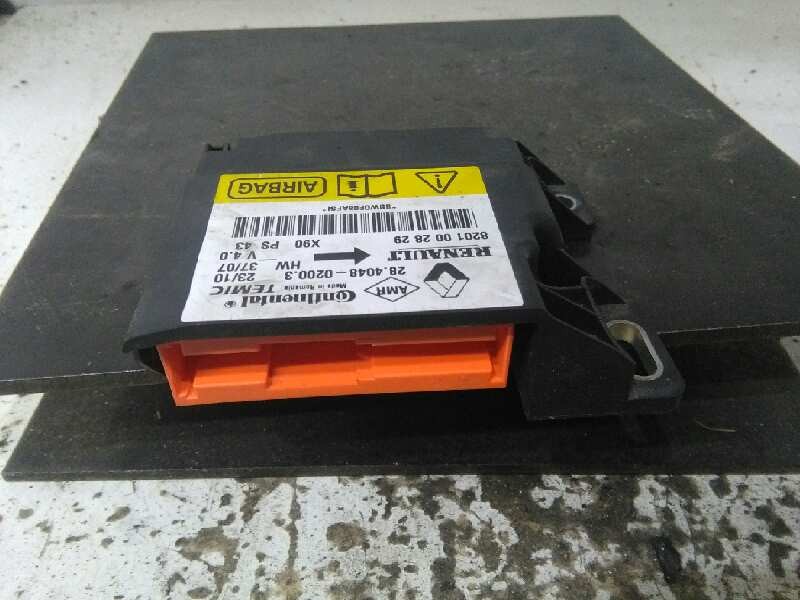 Recambio de centralita airbag para dacia sandero ambiance referencia OEM IAM 8201002829 8201002829 8201002829