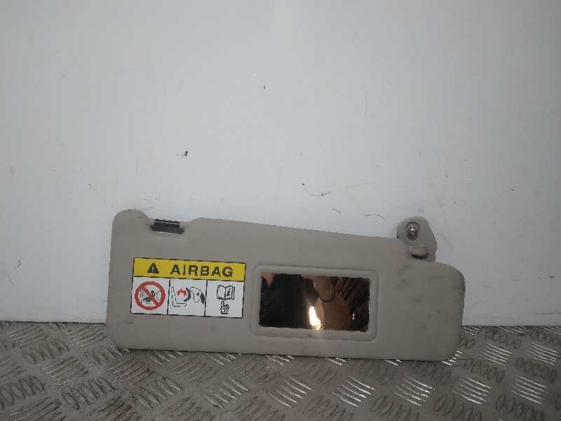 Recambio de parasol derecho para dacia sandero 0.9 tce cat referencia OEM IAM 964004088R  