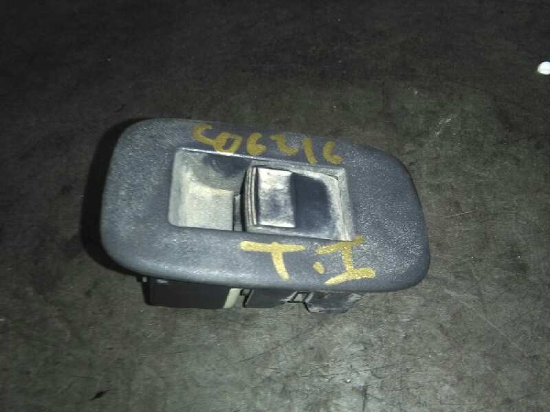 Recambio de mando elevalunas trasero izquierdo para toyota auris luna referencia OEM IAM   