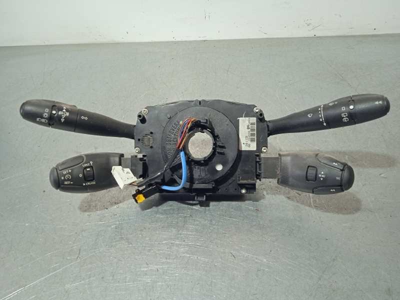Recambio de mando multifuncion para peugeot 207 sw confort referencia OEM IAM 96661306XT  96661306XT