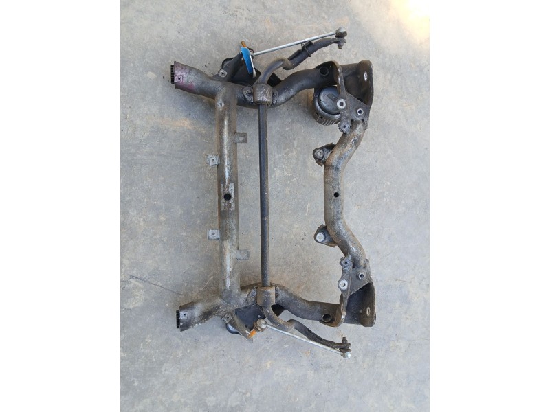 Recambio de puente delantero para mercedes-benz clase c (w204) c 220 cdi (204.002) referencia OEM IAM A2046281057  