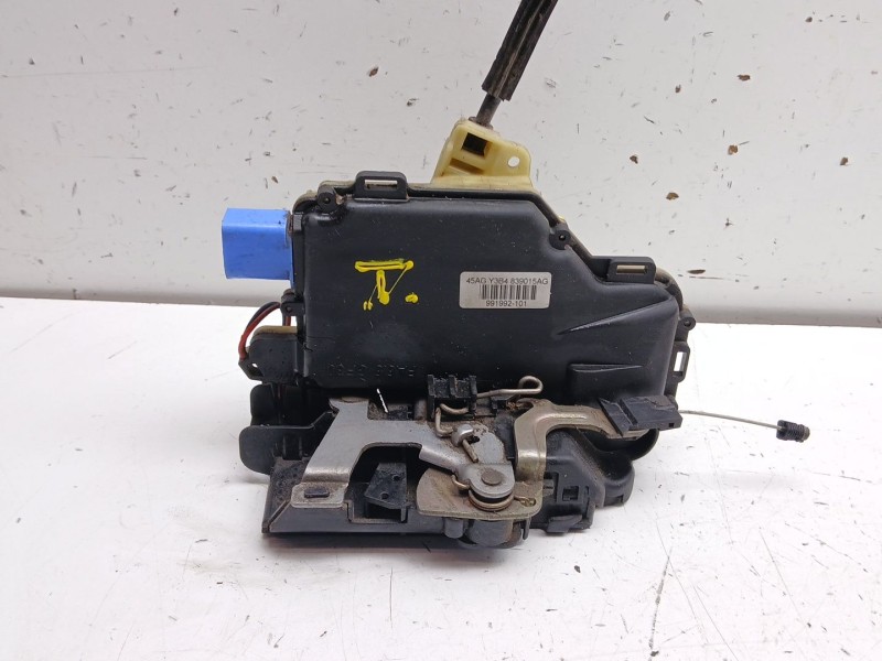 Recambio de cerradura puerta trasera izquierda para seat ibiza iii (6l1) 1.4 tdi referencia OEM IAM 3B4839015AN y3b4839015ag 