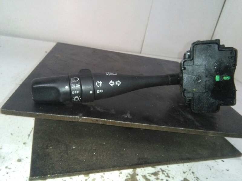 Recambio de mando luces para nissan almera (n16/e) 1.5 16v cat referencia OEM IAM   VOLANTE