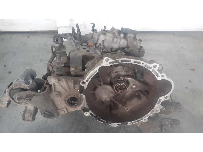 Recambio de caja cambios para kia cee´d sporty wagon ex referencia OEM IAM S71767 B 216.000KM 5V