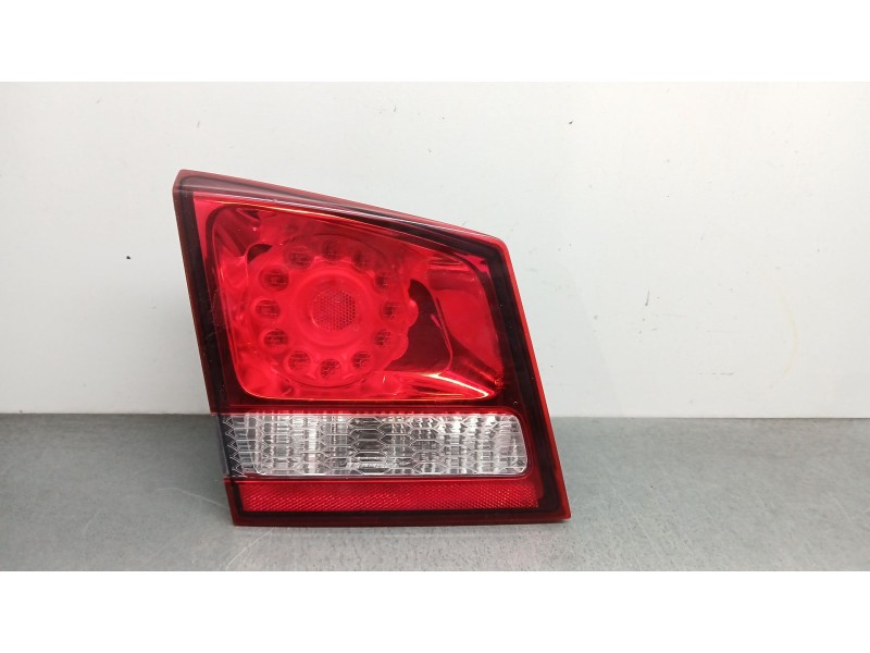 Recambio de piloto trasero izquierdo interior para fiat freemont (345_) 2.0 jtd referencia OEM IAM 68078517ad  