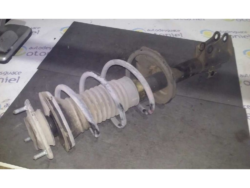 Recambio de amortiguador delantero derecho para toyota yaris (ncp1/nlp1/scp1) 1.4 turbodiesel cat referencia OEM IAM   