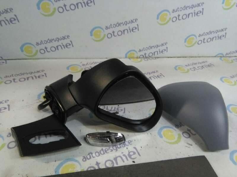 Recambio de retrovisor derecho para peugeot 308 referencia OEM IAM 8153NC NUEVO CON PILOTO NO ABATIBLE