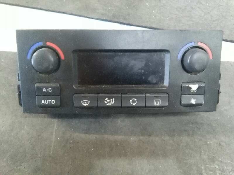 Recambio de mando climatizador para peugeot 207 confort referencia OEM IAM 96875826XT  96875826XT