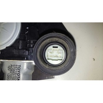 Recambio de elevalunas delantero derecho para toyota yaris connect referencia OEM IAM  ELECTRICO 5P 6 PINS