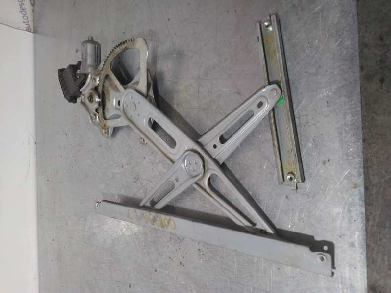 Recambio de elevalunas delantero izquierdo para toyota yaris connect referencia OEM IAM 857020F010 ELECTRICO 5P 10 PINS