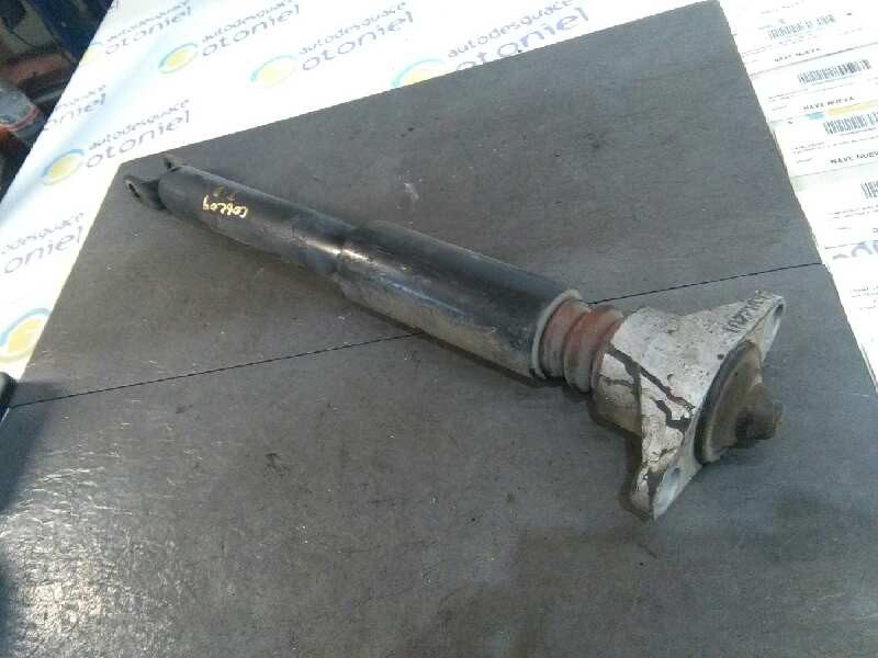 Recambio de amortiguador trasero derecho para hyundai i30 referencia OEM IAM   
